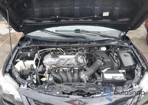 2011 Toyota Corolla S из США, поврежденный, VIN 2T1BU4EE2BC613206